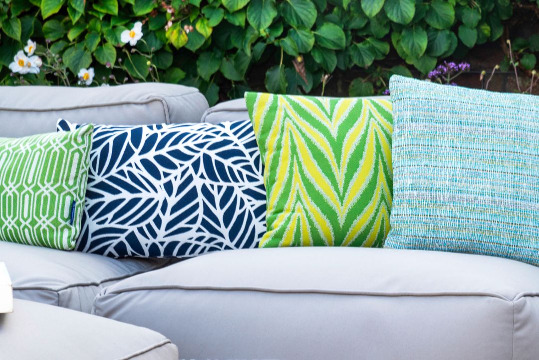 Green Yellow Patterned Outdoor Cushion – Armadillo Sun