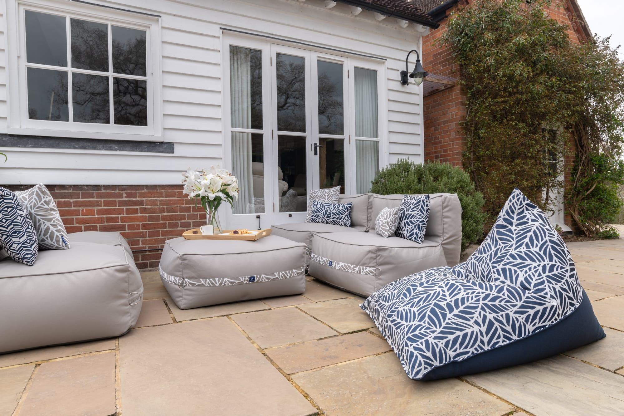 Luxury Cushion in Palm Navy - armadillosun