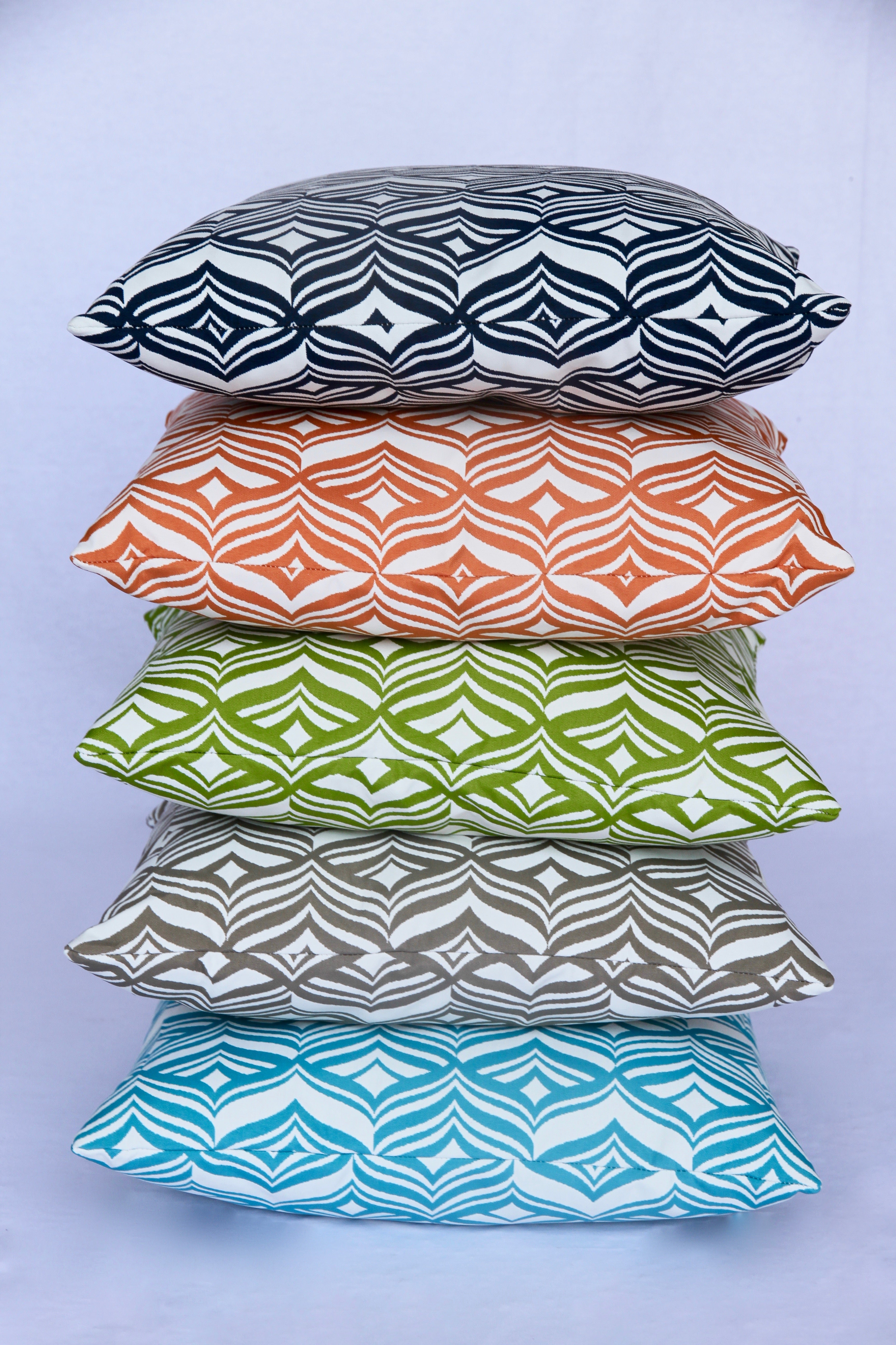 Luxury Cushion in Tulip Turquoise