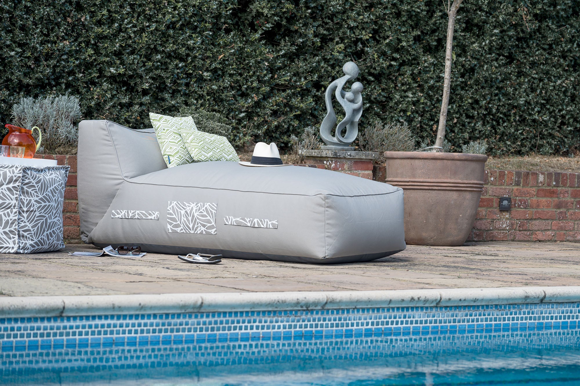 Pool pillow alternative best sale