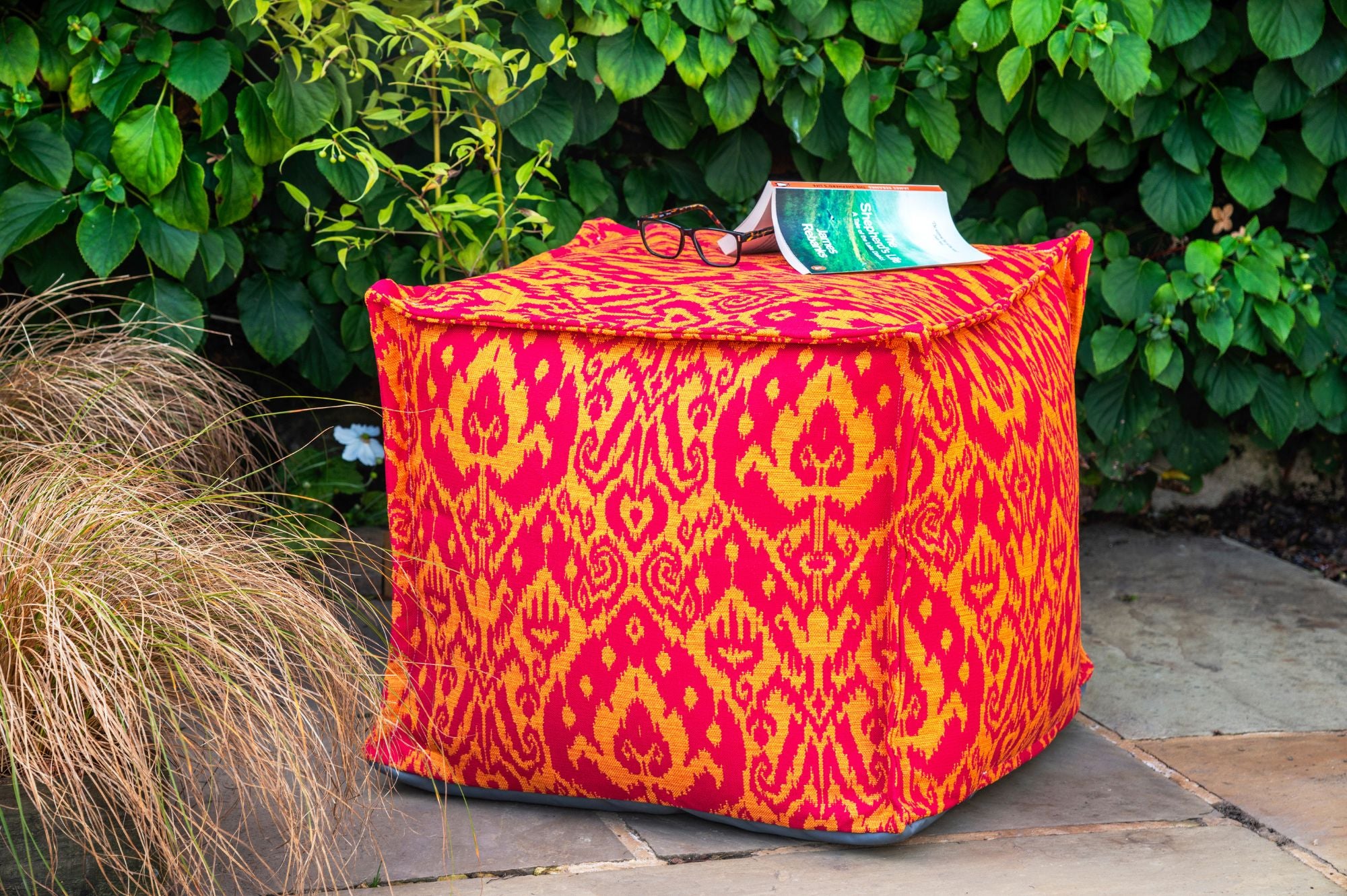 Weatherproof Garden Pouffé