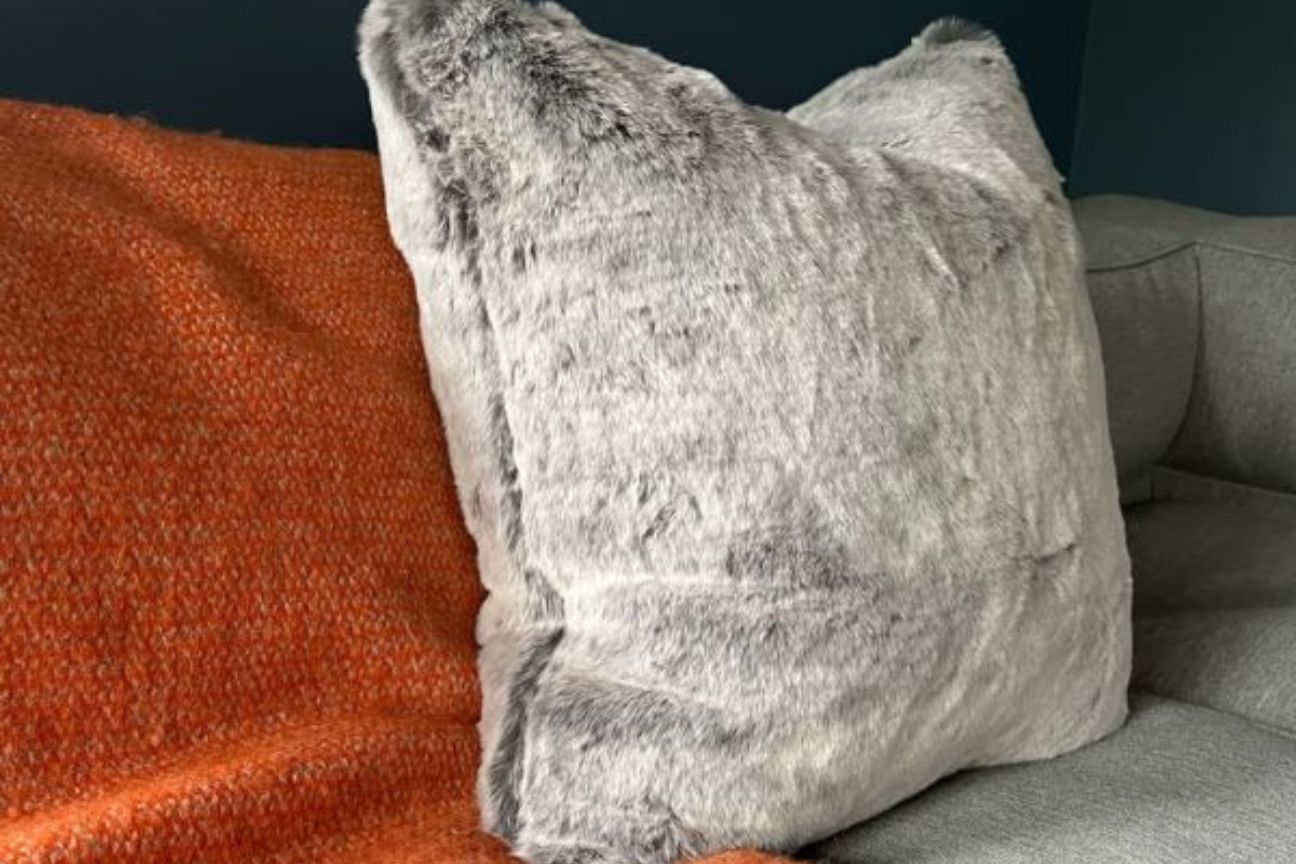 Faux Fur Cushion Cover - Alaska Fox